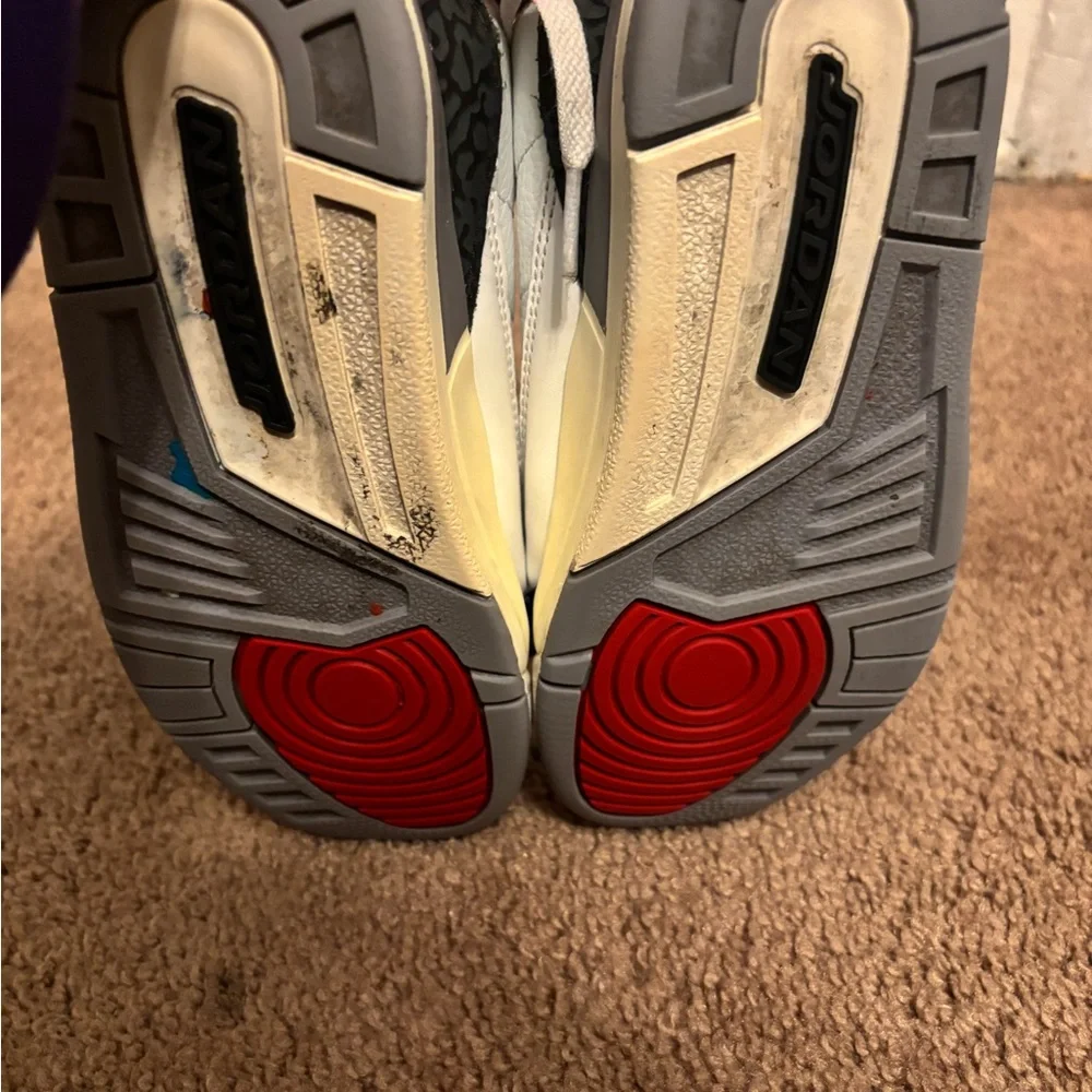 Jordan 3 Shoes - Picture 4 of 4